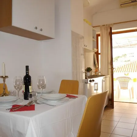 公寓 In With Sea View, Balcony, Air Conditioning, Wifi 5132-6 杜基拉特